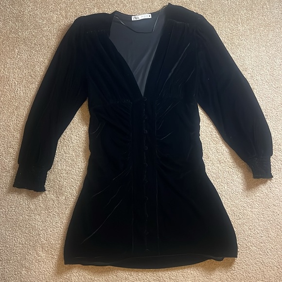 Zara Velvet Button Long Sleeve Shoulder Pad Dress - Picture 2 of 14